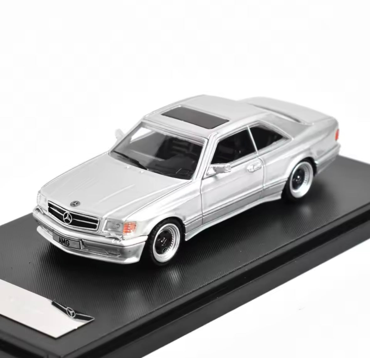 Rhino Model RM 1:64 Mercedes-Benz 560SEC W126 – Hochwertiges Diecast-Modellauto