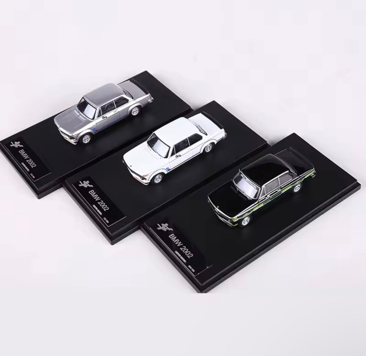YS Model 1:64 BMW 2002 Turbo – Klassische Turbo-Power im Miniaturformat