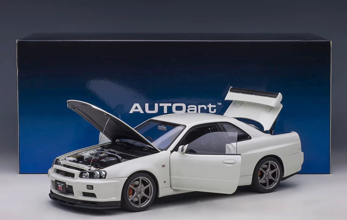 AUTOart 1:18 Nissan R34 NISMO GT-R – Die Legende in Perfektion