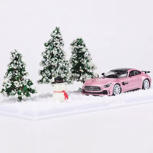 Fine Works 1:64 AMG GTR Christmas Edition – Festliche Power im Taschenformat