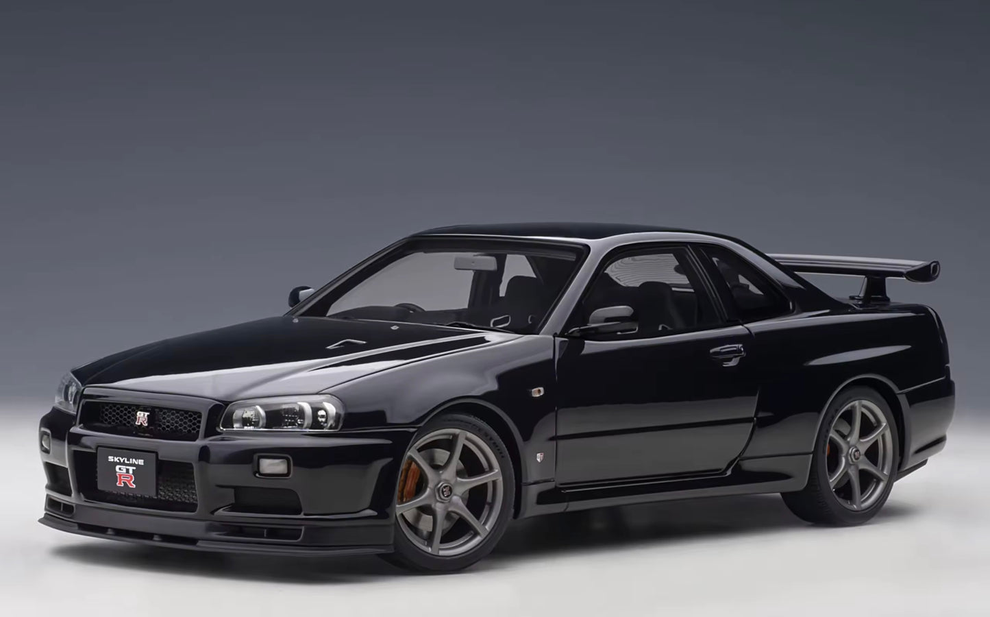AUTOart 1:18 Nissan R34 NISMO GT-R – Die Legende in Perfektion