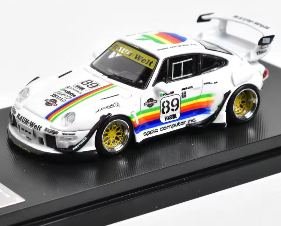 Porsche 993 RWB 1:64 – Präzision trifft auf pure Leidenschaft