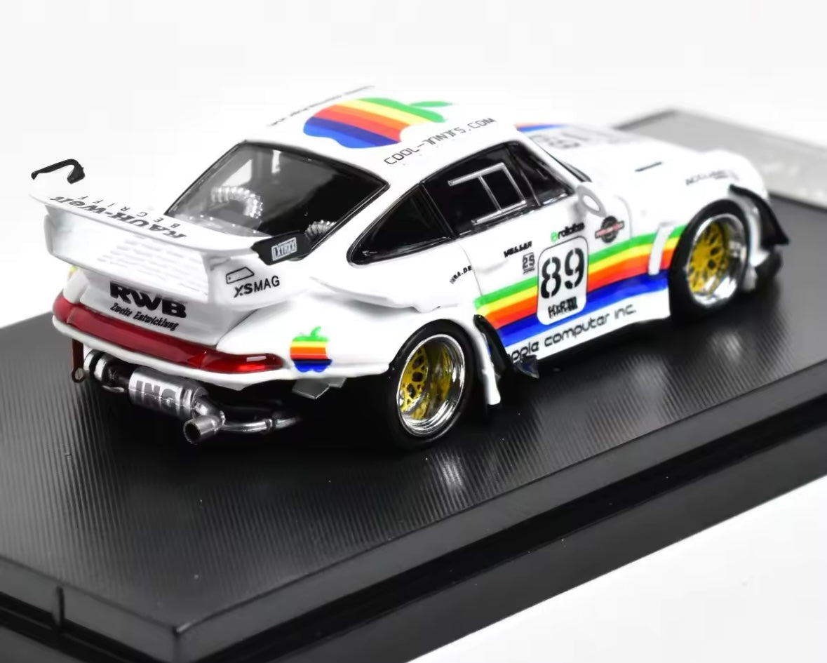 Porsche 993 RWB 1:64 – Präzision trifft auf pure Leidenschaft